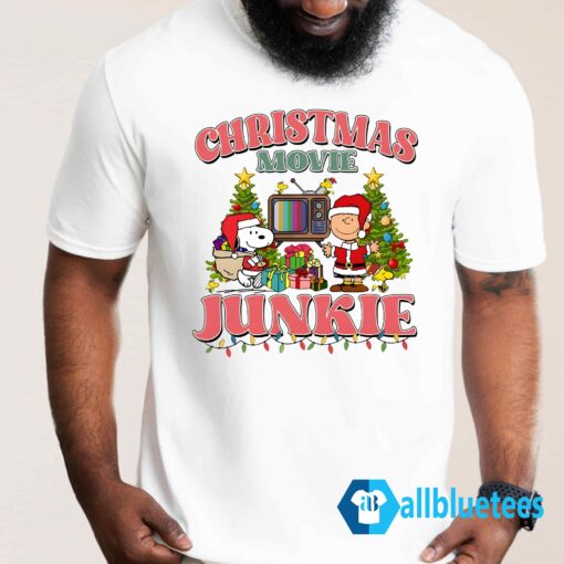 Christmas Movie Junkie Sweatshirt Men T Shirt white g500