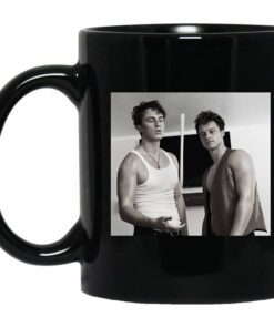 Drew Starkey And Rudy Pankow Jj Outer Banks Vintage Mug.jpg